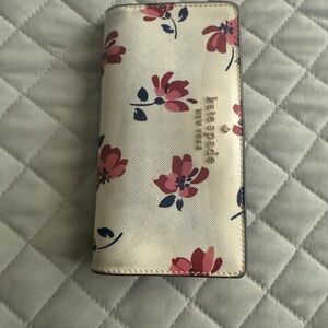 Kate Spade Cream and Pink Floral Wallet